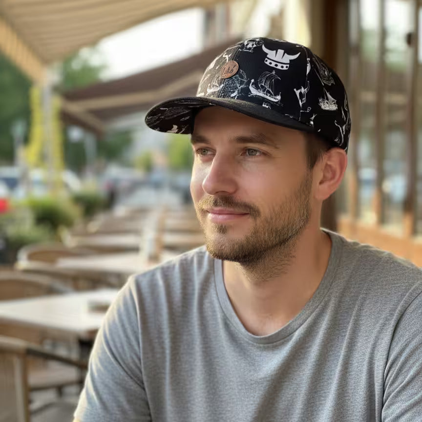 LIBÓ - Gorra Snapback Vikinga con Estilo Guerrero Urbano, Diseño Exclusivo y Visera Flexible 35% descuento