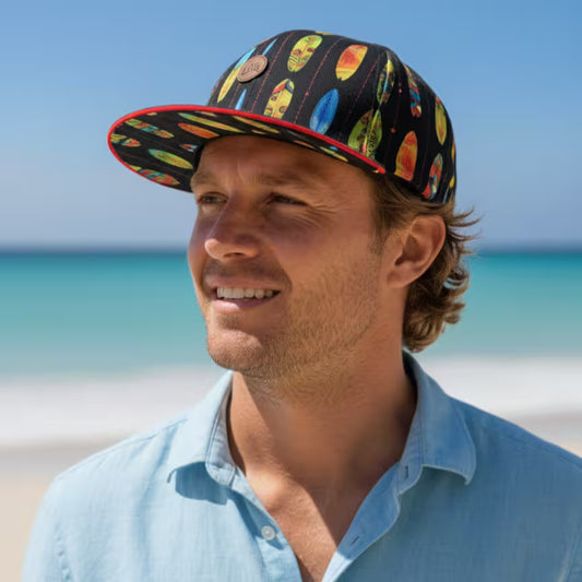 LIBÓ - Gorra Snapback Surfer con Diseño de Tablas de Surf, Visera Flexible y Estilo Exclusivo 35% descuento