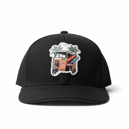 LIBÓ - Gorra Snapback Motorratona , Unisex con parche del tradicional  tuc tuc, Visera Flexible (Plana o Curva) 35% descuento