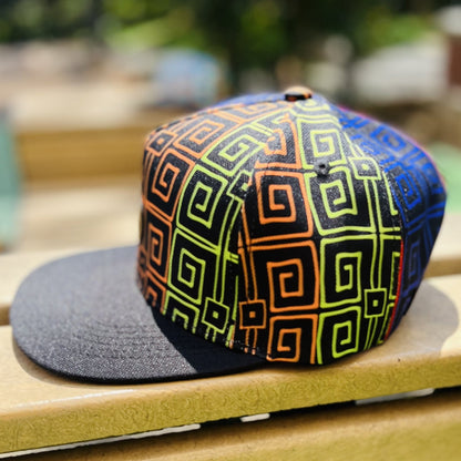 Gorra Snapback unisex Laberintos 35% descuento
